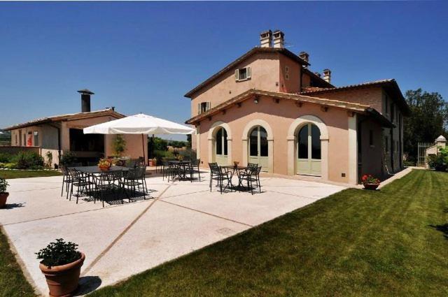 Country House Casco Dell'Acqua Треві Екстер'єр фото